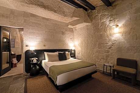 Double Stone Room