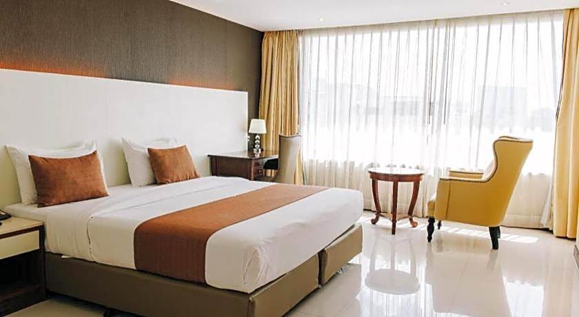 Aramis Hotel