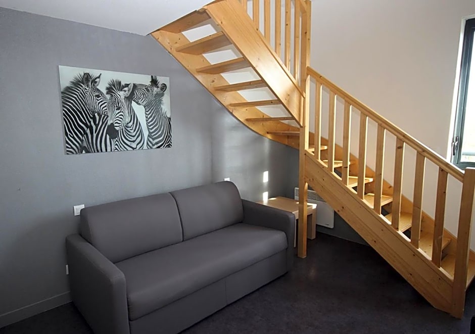 Gold Beach Hotel & RESIDENCE