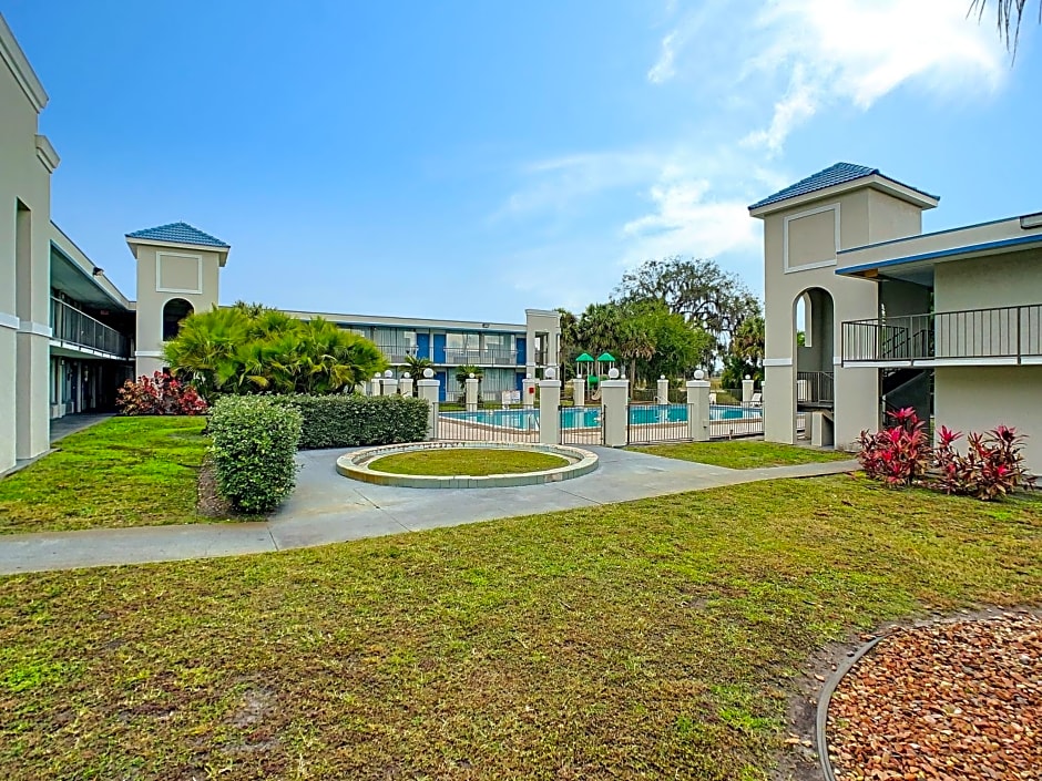 Stayable Suites Lakeland