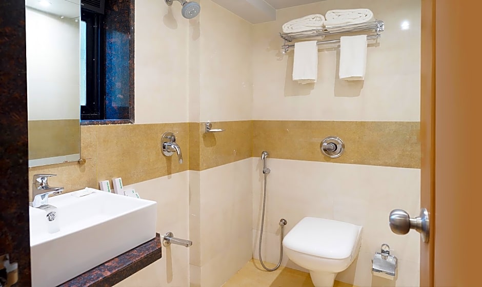 Treebo Olive Inn Near BKC