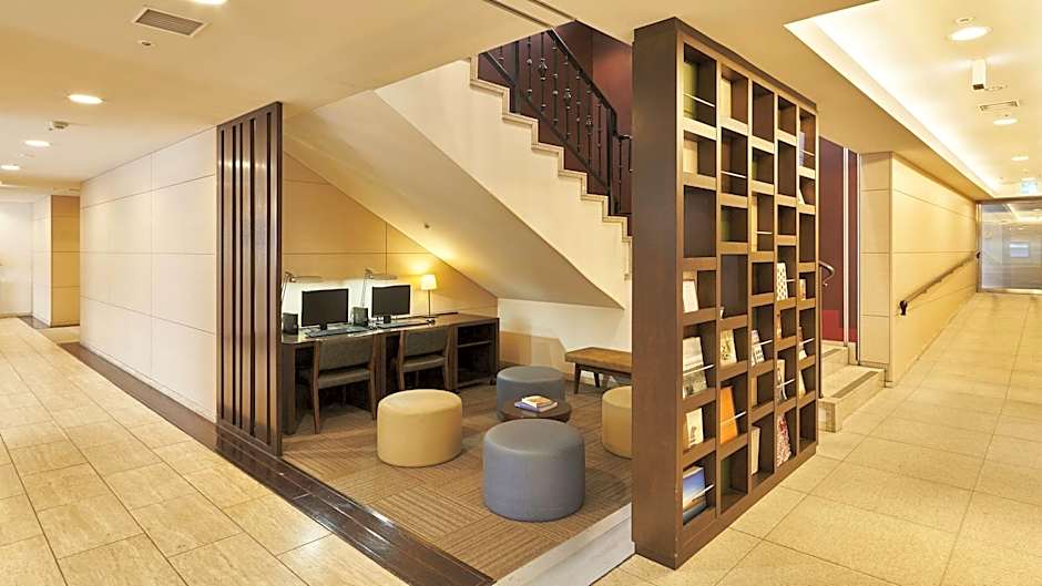 MYSTAYS Shin-Urayasu CC