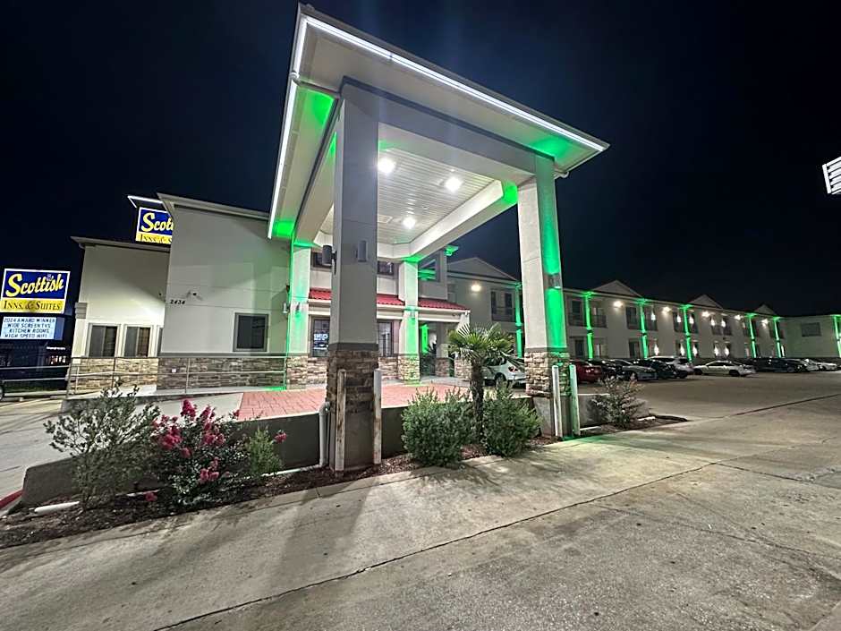 Scottish Inn and Suites