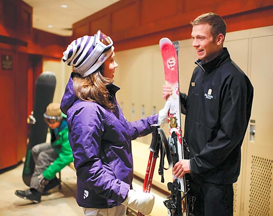 Pan Pacific Whistler Mountainside