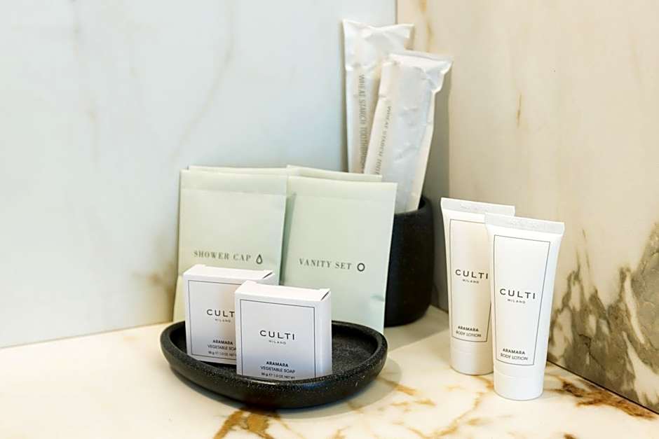 Piazza Farnese Luxury Suites