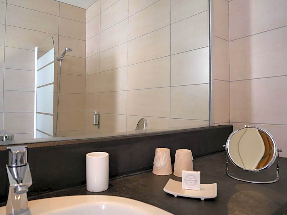 Hôtel De L'Amphithéâtre