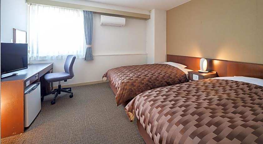 Yokaichi Royal Hotel