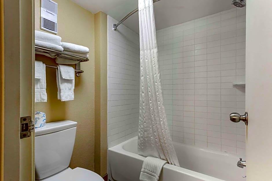 Comfort Inn & Suites Little Rock Airport