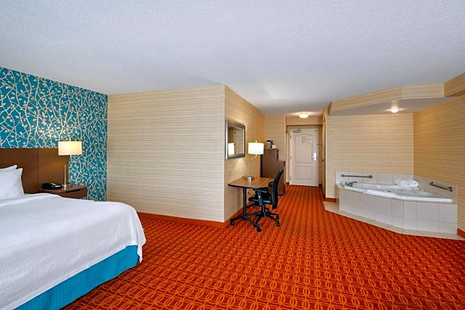 Fairfield Inn & Suites by Marriott Toronto Airport