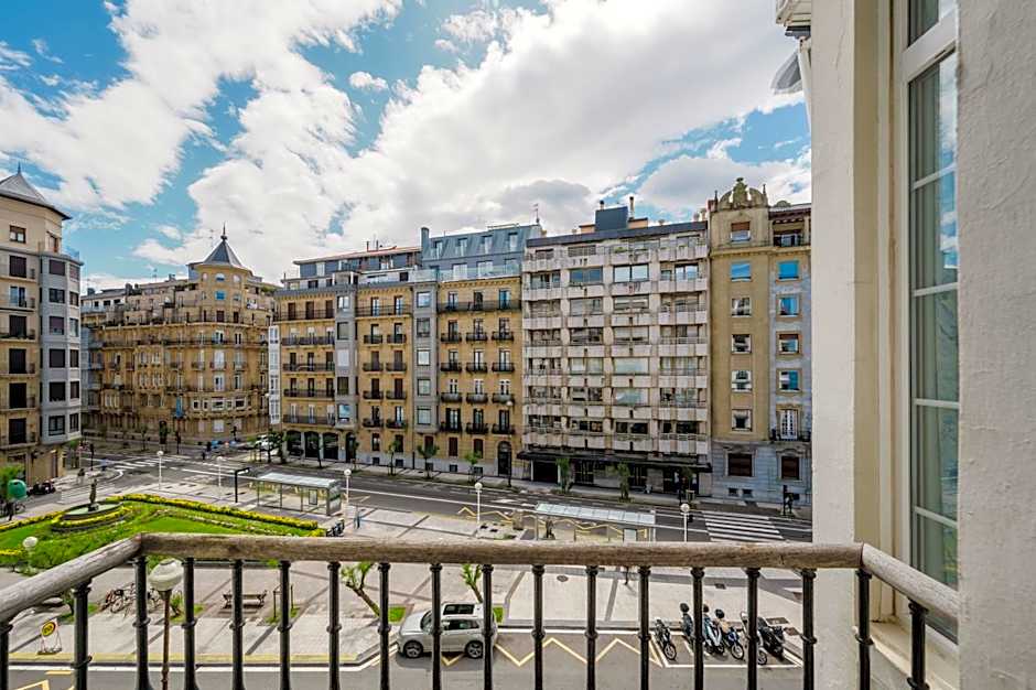 Hotel Niza