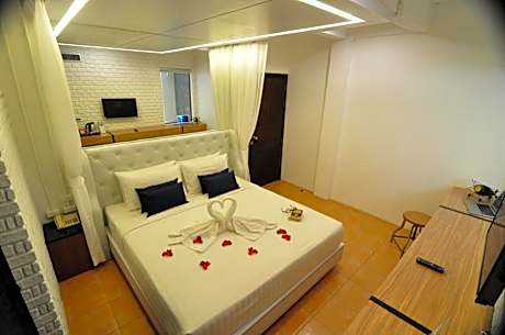 Grand Deluxe Double Room