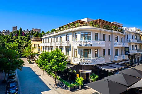 The 12th City Hotel