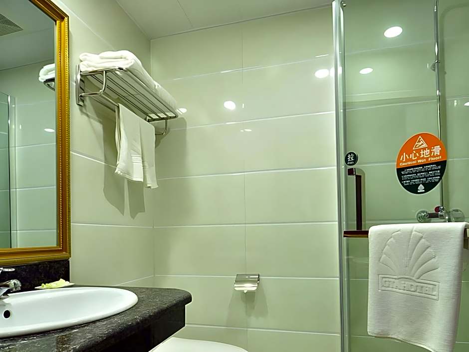GreenTree Inn Binzhou Huangheshilu Express Hotel