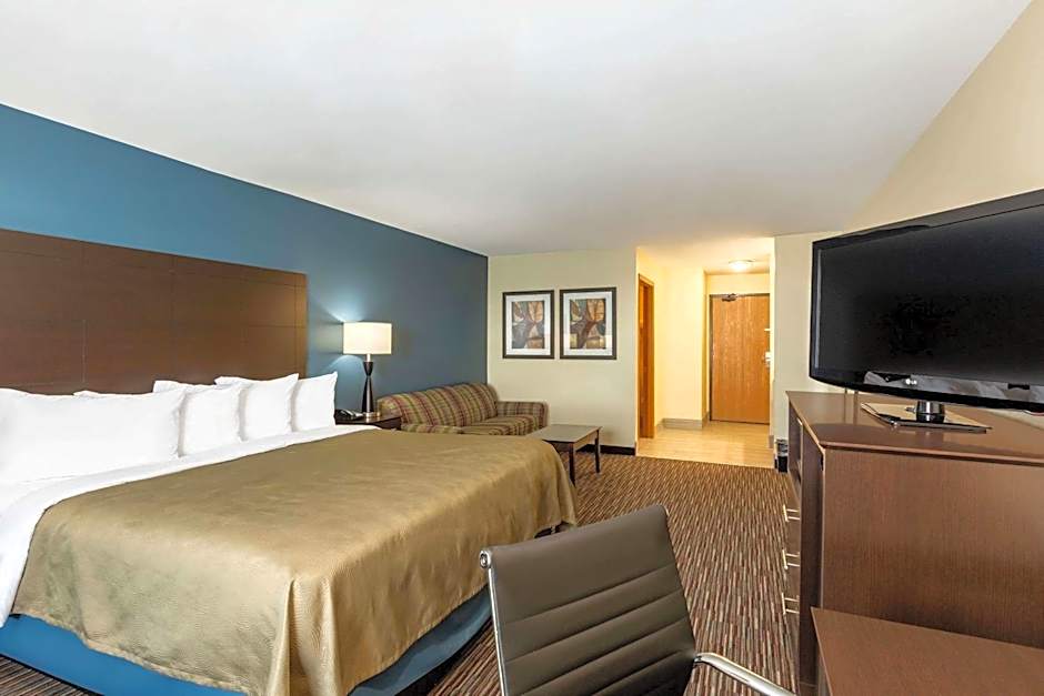 AmericInn by Wyndham Jefferson