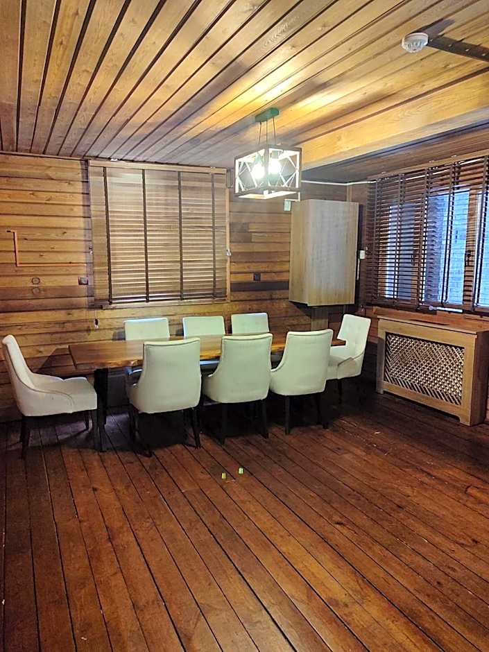 Karinna Orman Evleri