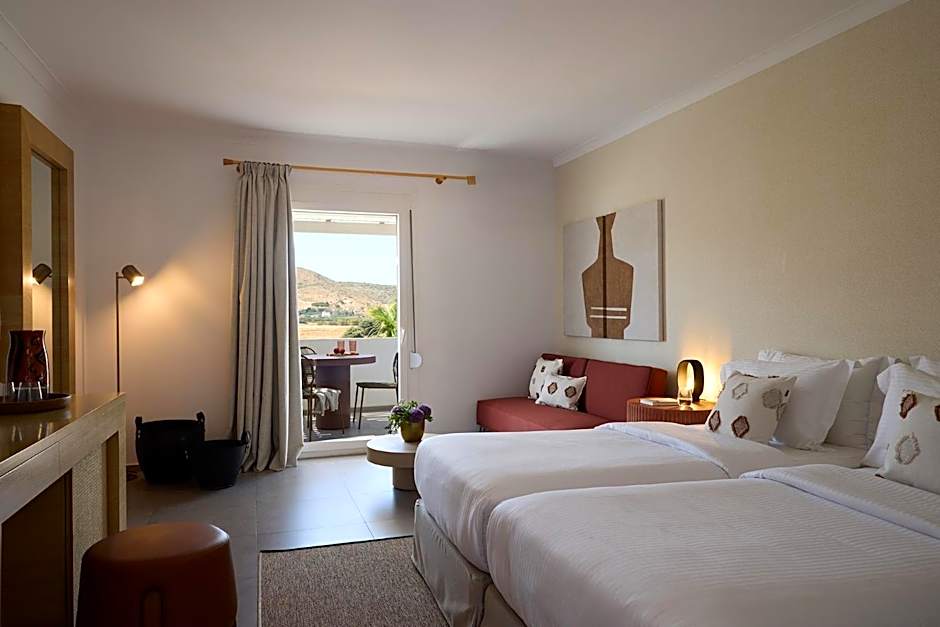 Golden Milos Beach Ηouse by Domotel