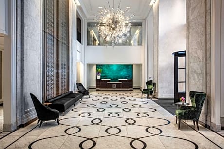 Waldorf Astoria By Hilton Chicago