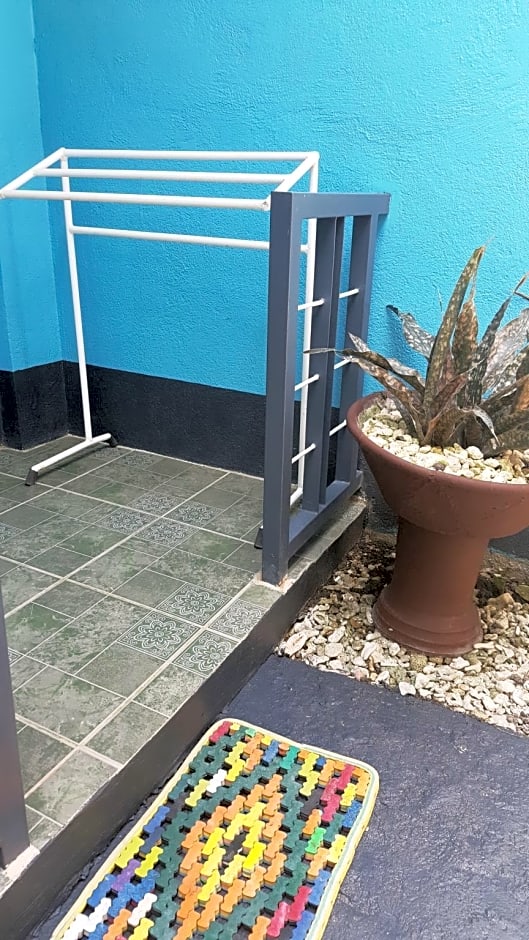 PEDZ CING MANGO LODGE