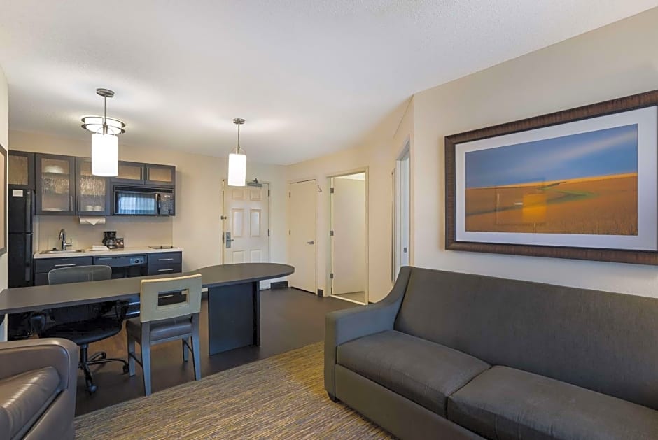 Sonesta Simply Suites Des Moines