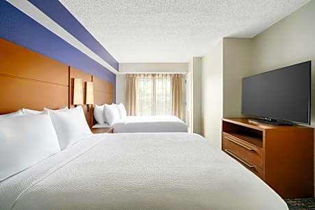 Deluxe Two-Bedroom Residential Suite