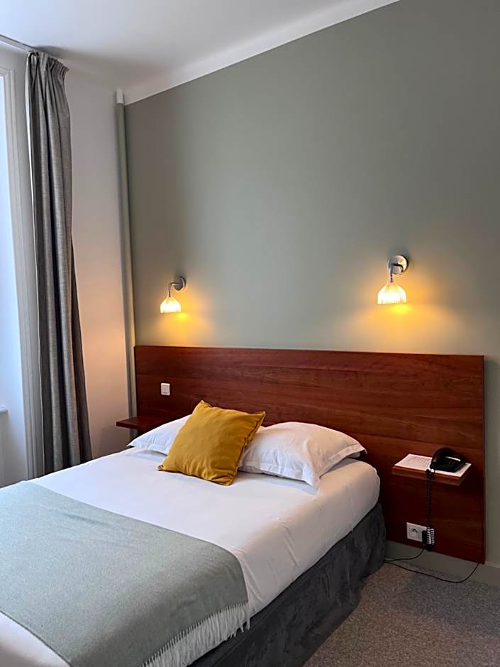 Hôtel De France - Restaurant L'insolite