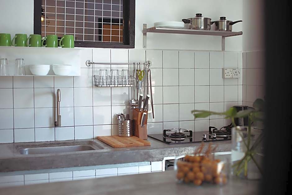 Stay SongSong Mount Erskine