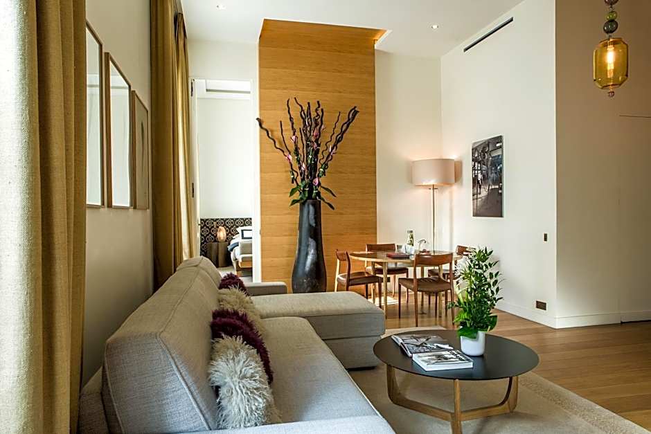 Hotel Marignan Champs-Elysees