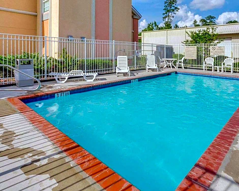 Quality Inn & Suites Slidell
