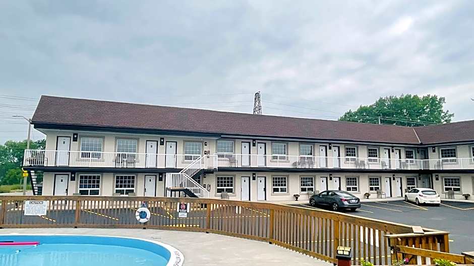 Knights Inn By The Falls