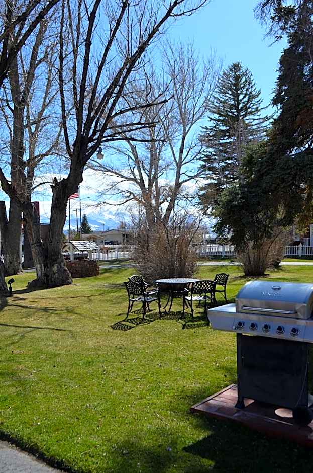 Silver Maple Inn