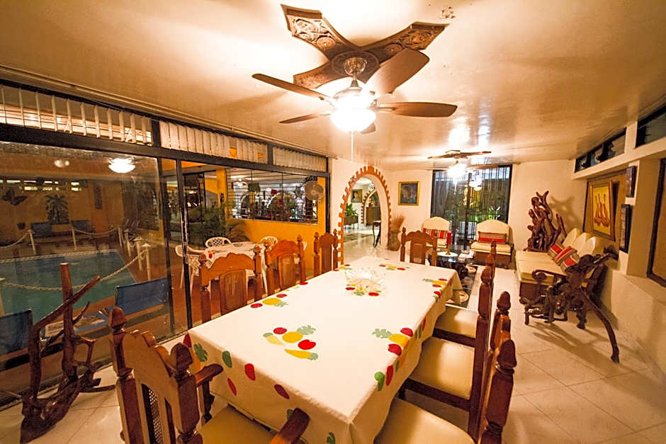 Ideal Villa Hotel
