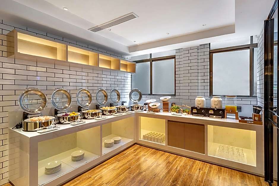 Echarm Hotel Zigong Machishui Wanda Plaza