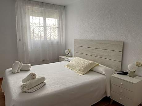 Interior Classic One-Bedroom Apartment