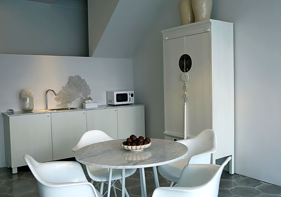 Lusa Beach Studios Under New Management And Newly Renovated