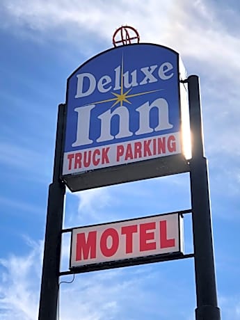 Deluxe Inn Motel