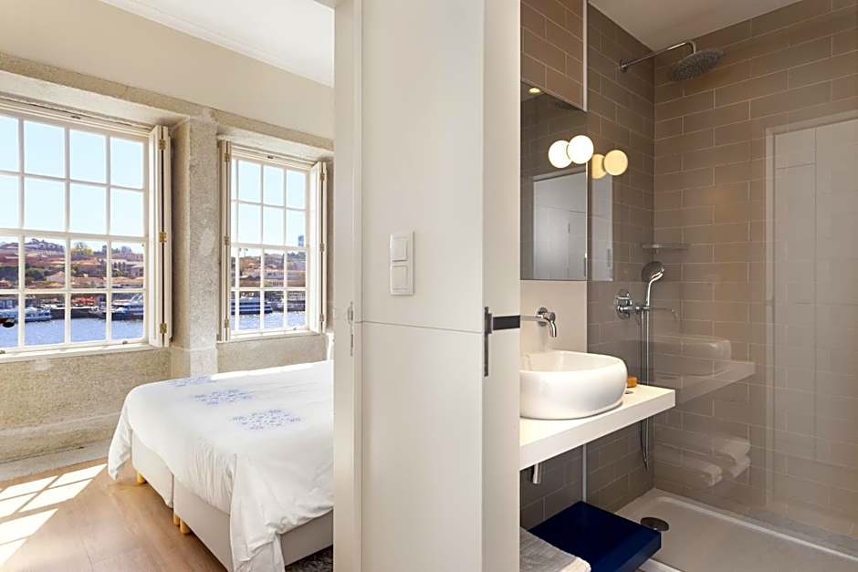 Oporto Home - River Front