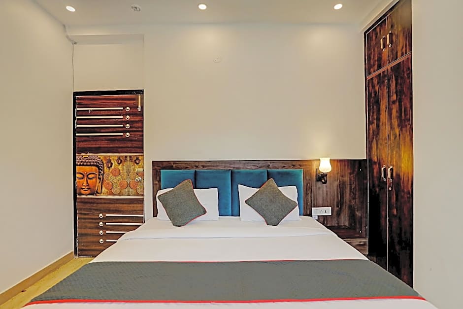 Super Collection O Sector 55 Noida Near Noida Stadium