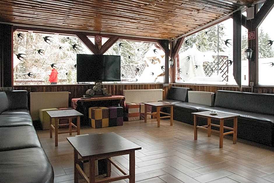 Villa Select