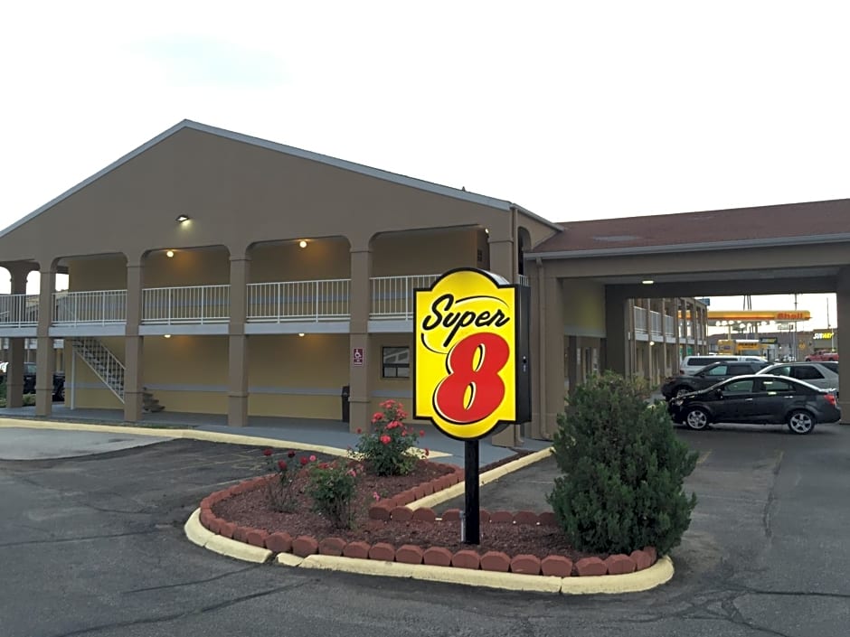 Super 8 by Wyndham Junction City