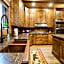 Yellowstone Crossing Lodge
