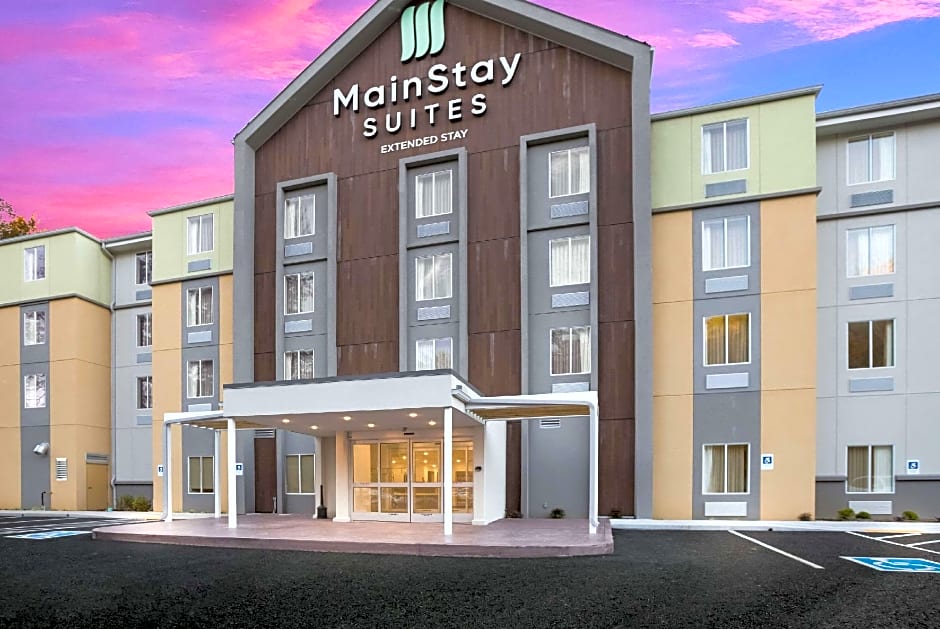 MainStay Suites Gatlinburg Downtown Area