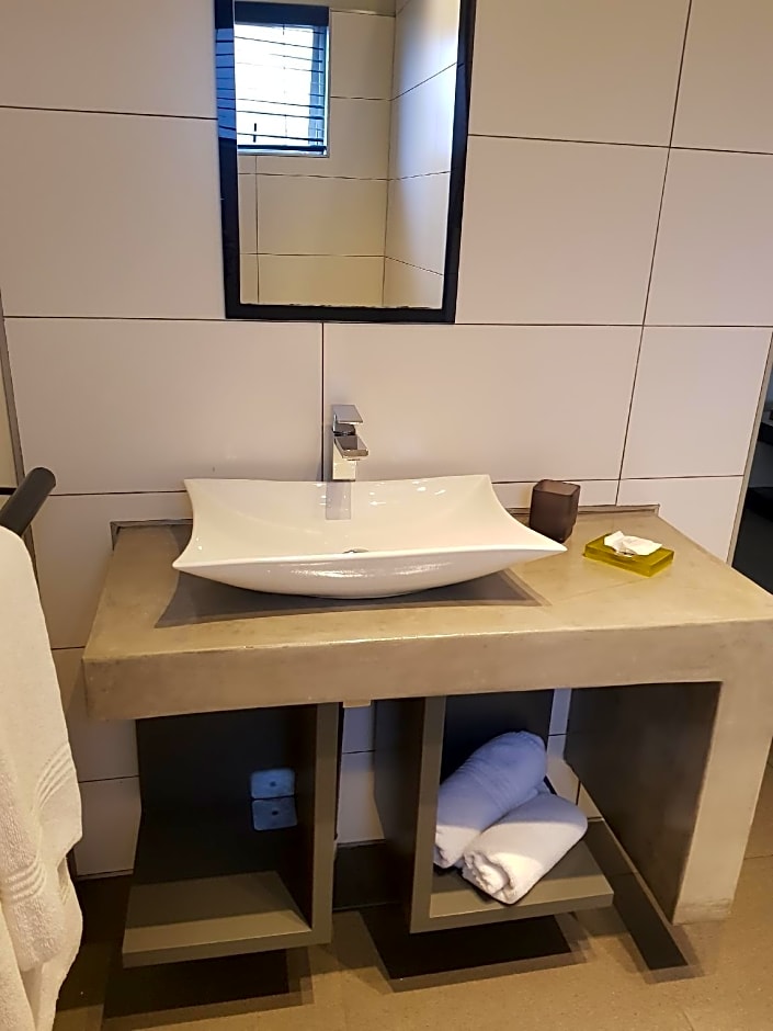 City Living Boutique Hotel