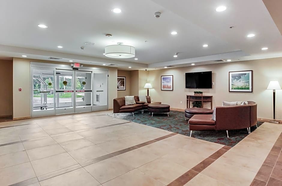 Candlewood Suites - Brighton