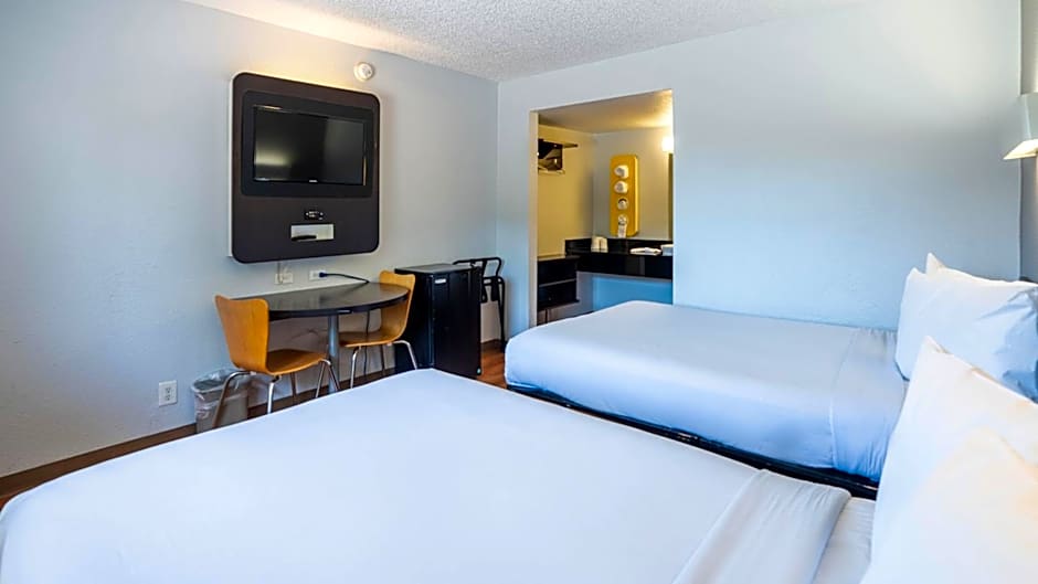 Motel 6-Pleasanton, CA