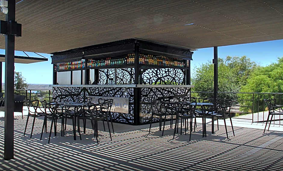 Pinares Panorama Suites & Spa