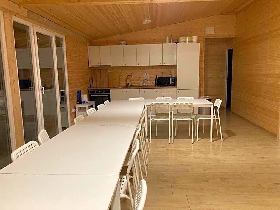 COMPLEX TURISTIC Gradina de corzi si Aventura Eselnita