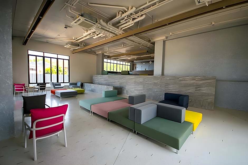 Comet Hotel Surat Thani