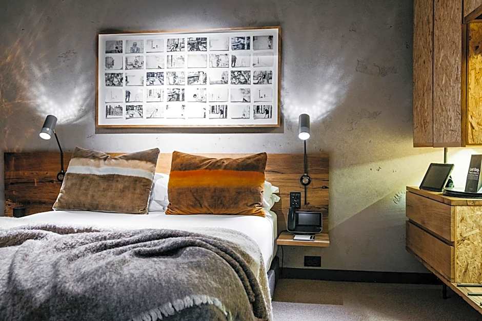 Ovolo Canberra, a Wyndham Hotel