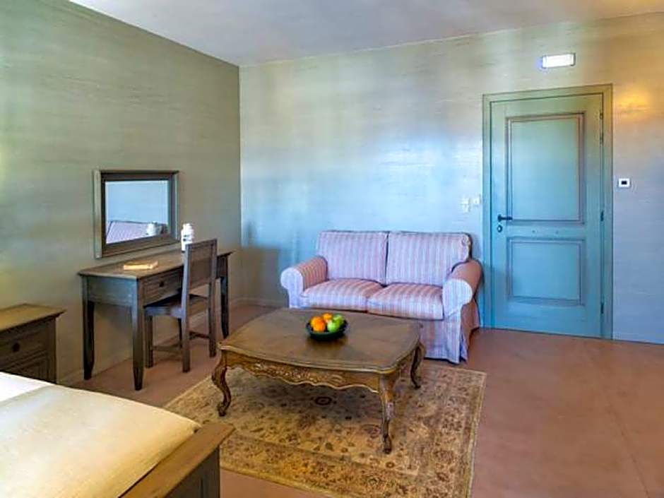 Haones Suites