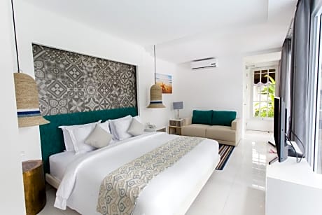 Deluxe One-Bedroom Villa with Private Pool